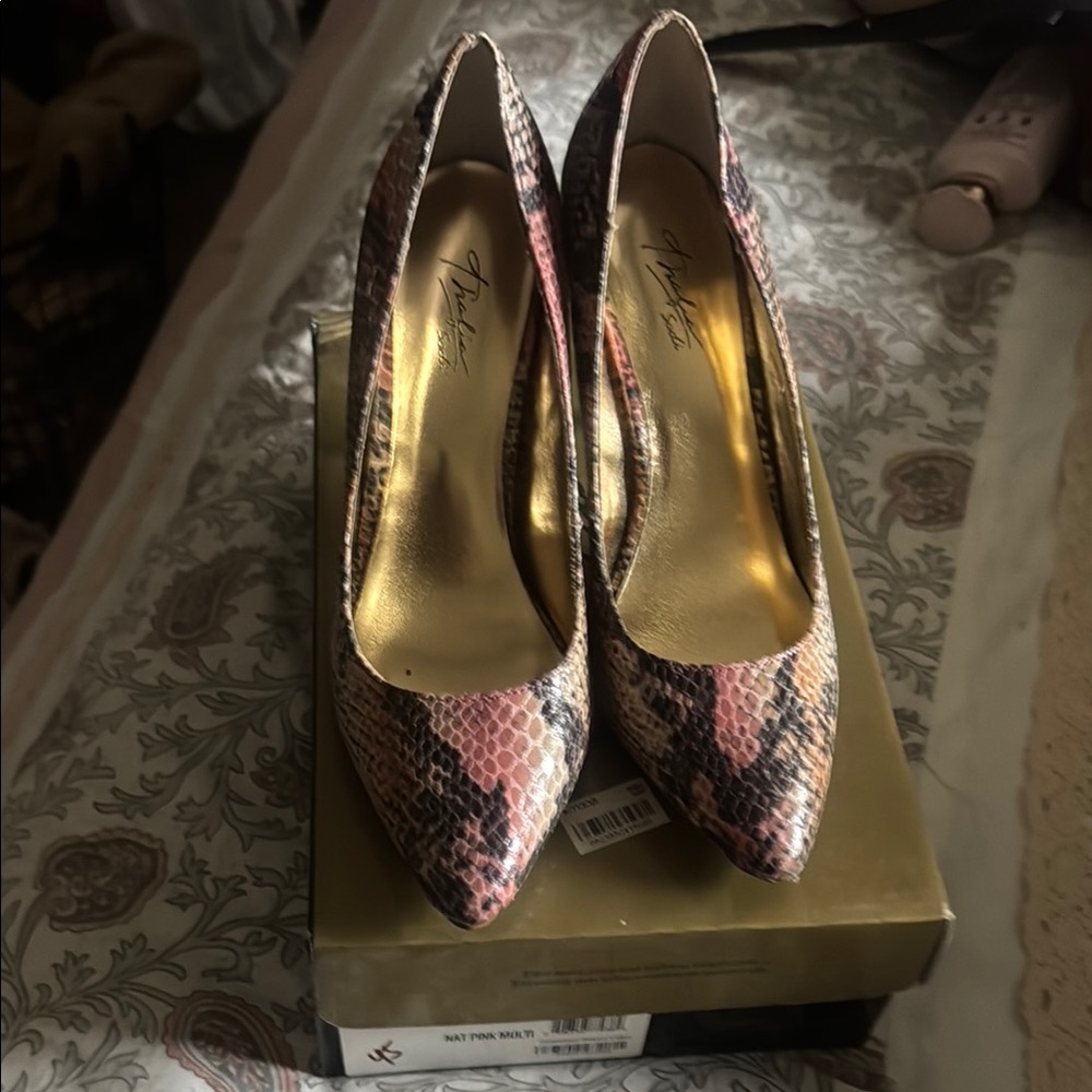 Thalia Sodi Pink Snake-Print Pointed Toe Pumps